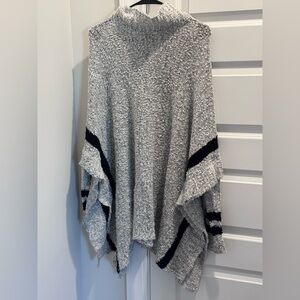 Alya Black and Gray Women's Poncho